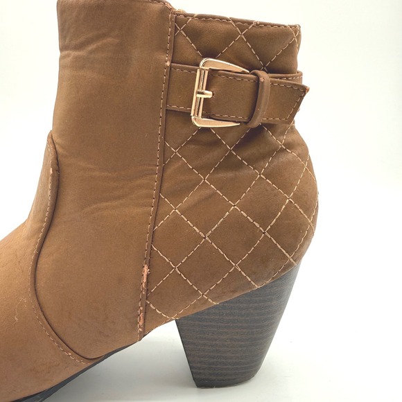 Tan Quilted Buckle Ankle Boots Block Heel Side Zip Almond Toe Size 9 - Picture 5 of 10